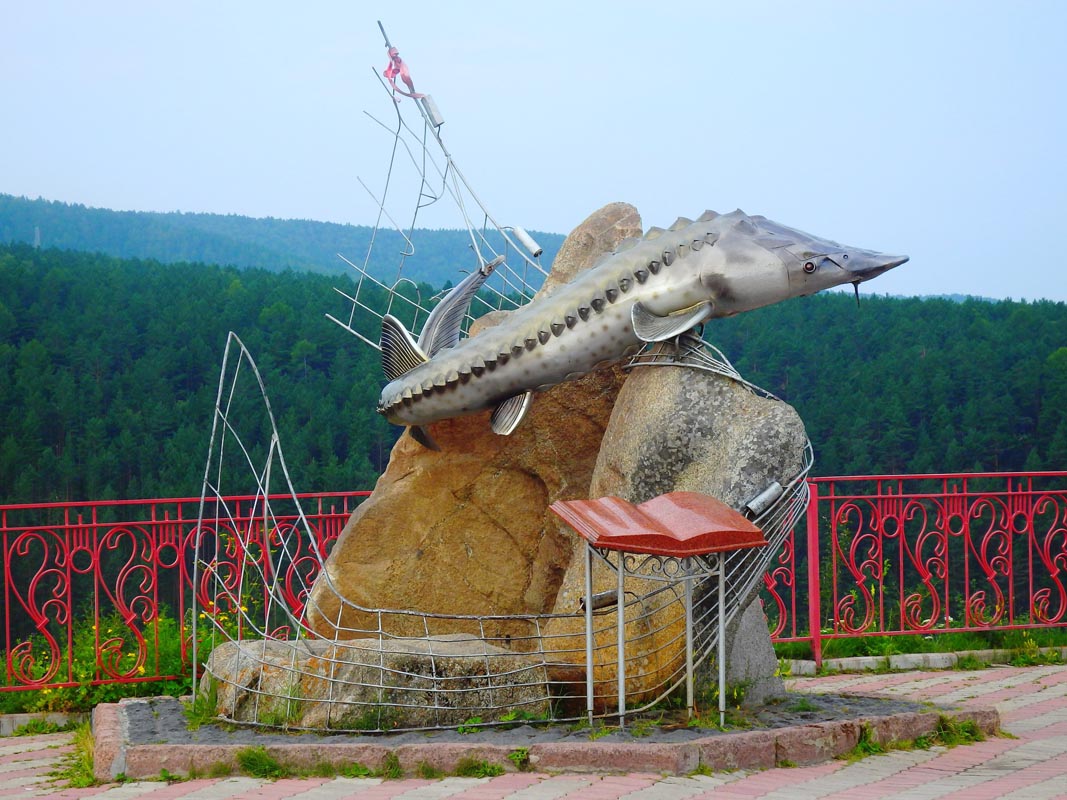 Царь-рыба памятник в Красноярске